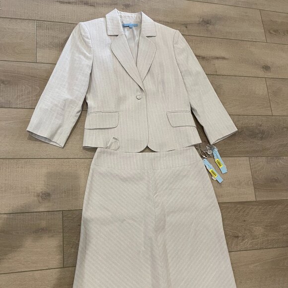 ANTONIO MELANI SUIT SKIRT NWT BEIGE OFF WHITE - Picture 1 of 8